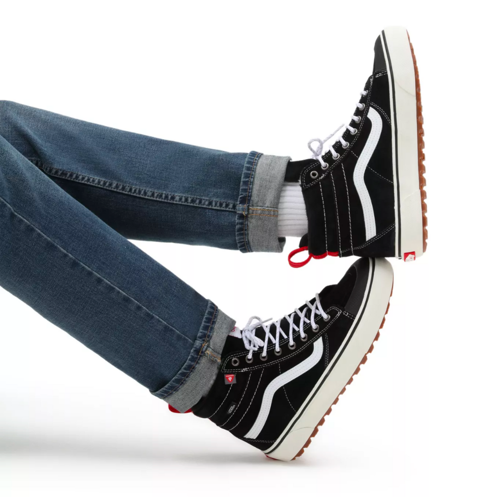 Vans sk8 hi mte black true white hot sale