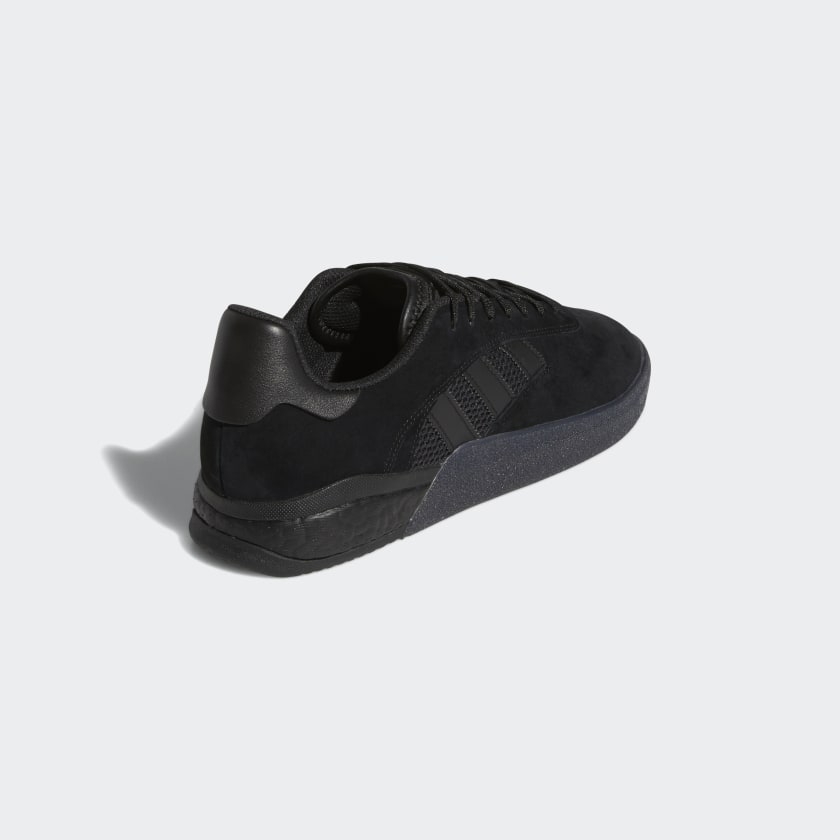 3ST.004 Core Black