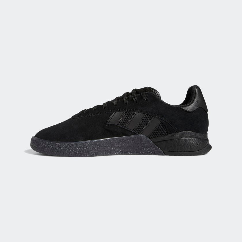 3ST.004 Core Black