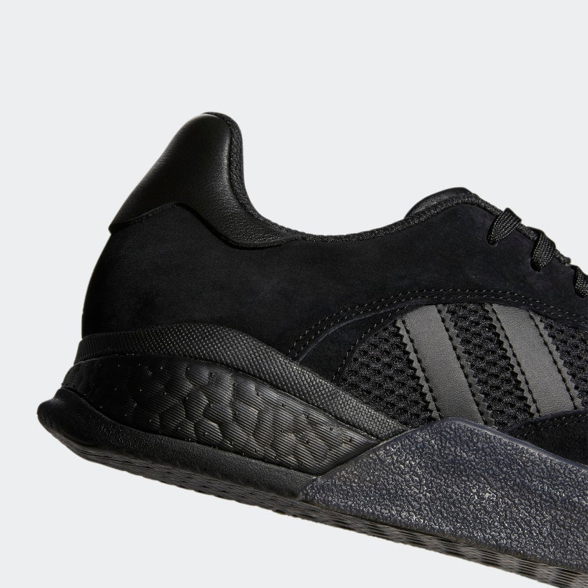 3ST.004 Core Black
