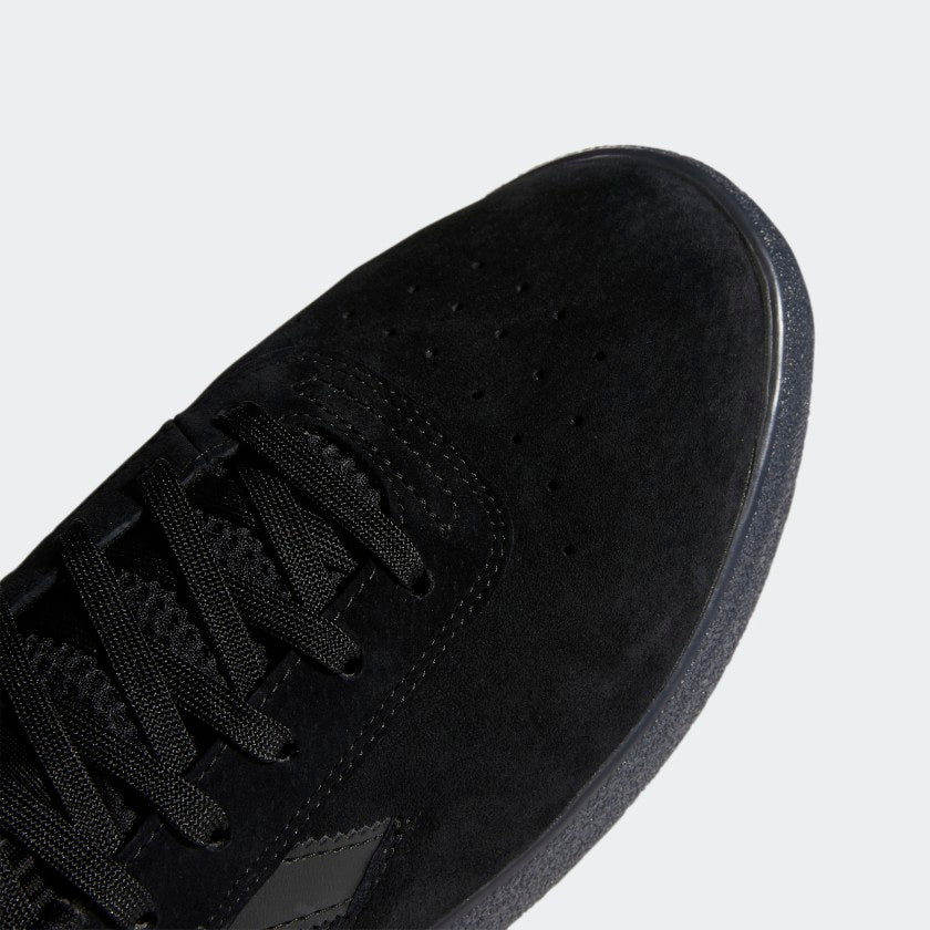 3ST.004 Core Black