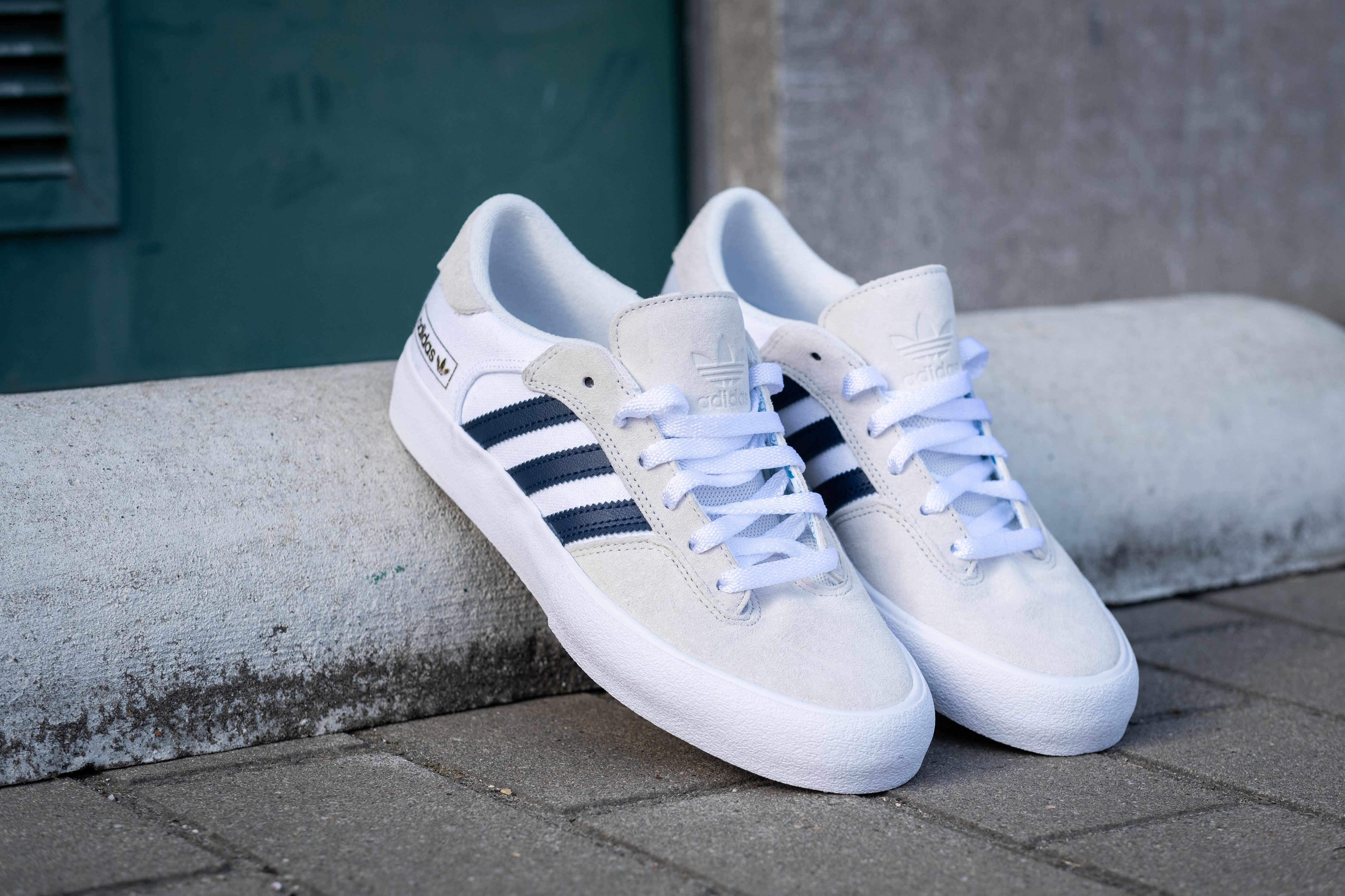 Adidas Matchbreak Super Crystal White/ Collegiate Navy/ Cloud White Stoked Boardshop Adidas Matchbreak Super Crystal White/ Collegiate Navy/ Cloud White Stoked Boardshop