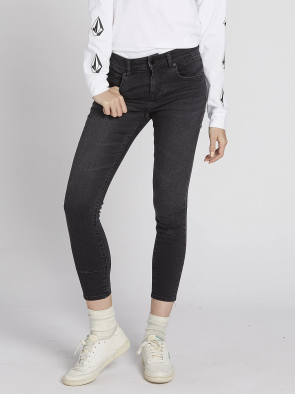 Womens Rockout III Skinny Denim Vintage Black