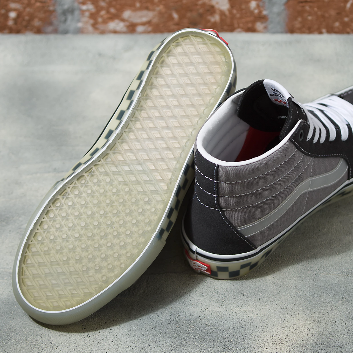 Grey vans 2025 skate shoes